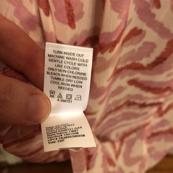 LOGO By Lori Goldstein Sheer 2XP Dress (Petite). Color is several shades of pink - Picture 8 of 8